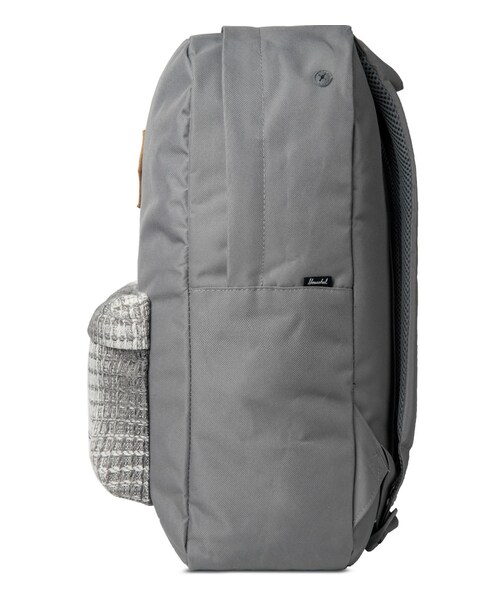 Herschel Supply Co.（ハーシェルサプライ）の「Grey Cabin Heritage Backpack（アクセサリー