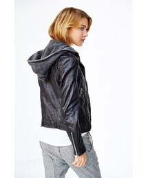 DOMA（ドマ）の「Doma Bianca Hooded Leather Bomber Jacket