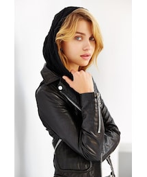 DOMA（ドマ）の「Doma Bianca Hooded Leather Bomber Jacket