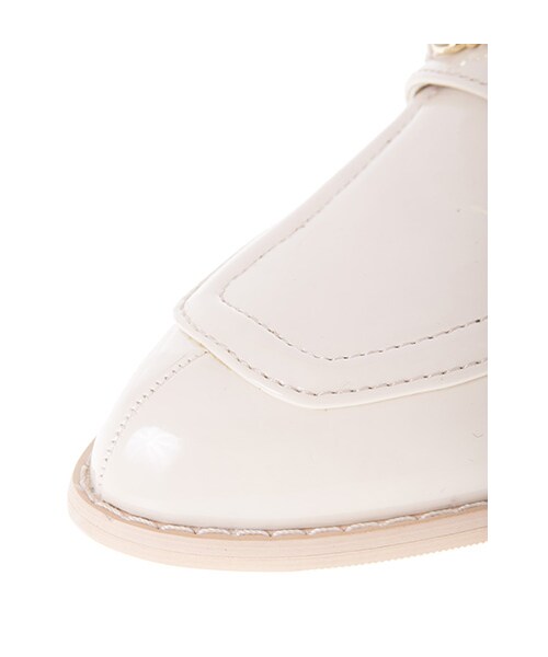 w closet（ダブルクローゼット）の「ビット付ローファー（シューズ・レディース・ホワイト/ブラック・M/L）」の6枚目の写真
