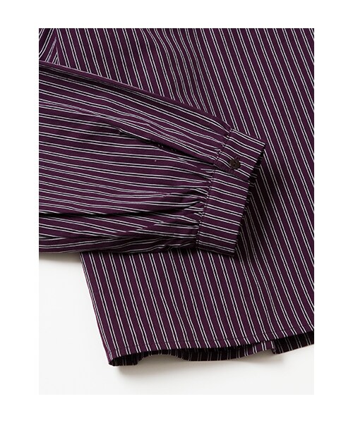 w closet（ダブルクローゼット）の「先染めストライプ柄肩フリルプルオーバー（トップス・レディース・ボルドー/ブラック・FREE）」の8枚目の写真