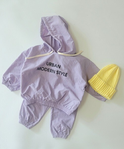 DHOLIC kids（ディーホリックキッズ）の「[milliondollarbaby] レタリングナイロンフーディ上下SET（パーカー・キッズ・ベージュ/パープル/イエロー・S/M/L/XL）」の2枚目の写真