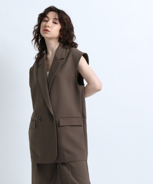 JEANASIS（ジーナシス）の「Double-breasted Gilet【SET UP対応】（ジャケット/アウター・ブラック()/ブラウン()）」の2枚目の写真