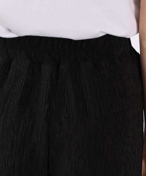 LOWRYS FARM（ローリーズファーム）の「ヨウリュウカットイージーパンツ（パンツ・通常丈ホワイト/通常丈ブラック/通常丈ブラウン/通常丈イエロー/WEB限定短丈イエロー）」の9枚目の写真