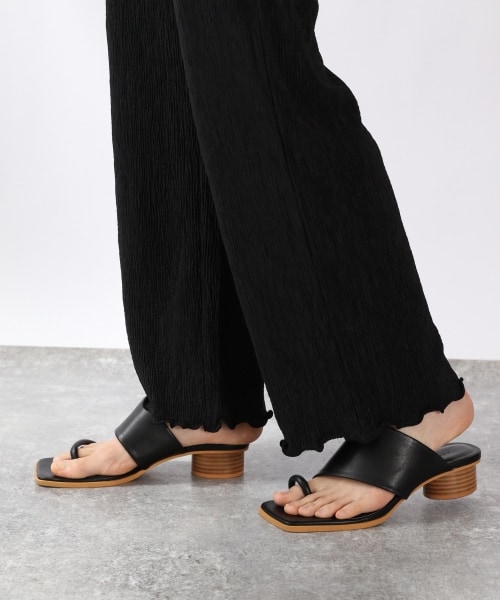 LOWRYS FARM（ローリーズファーム）の「ヨウリュウカットイージーパンツ（パンツ・通常丈ホワイト/通常丈ブラック/通常丈ブラウン/通常丈イエロー/WEB限定短丈イエロー）」の12枚目の写真