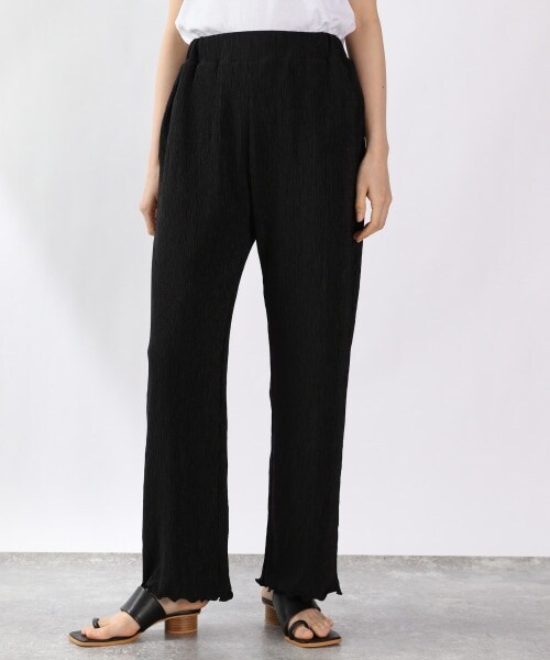 LOWRYS FARM（ローリーズファーム）の「ヨウリュウカットイージーパンツ（パンツ・通常丈ホワイト/通常丈ブラック/通常丈ブラウン/通常丈イエロー/WEB限定短丈イエロー）」の2枚目の写真