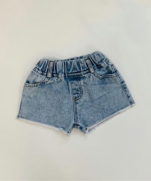 DHOLIC kids（ディーホリックキッズ）の「[Bellot] カッティングデニムショートパンツ（デニムパンツ・キッズ・ブラック/ブルー・S/M/L/XL）」の2枚目の写真