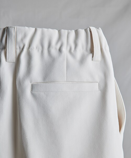 LIDNM（リドム）の「KERSEY STRAIGHT TROUSERS（スラックス・メンズ・ホワイト・S/M/L）」の12枚目の写真