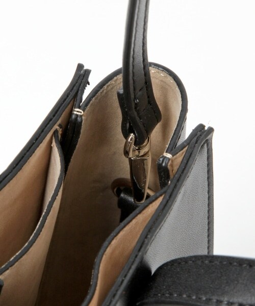 LOWRYS FARM（ローリーズファーム）の「２ＷＡＹミドルショルダーＢＡＧ（バッグ・アイボリー/ブラック/グレー）」の14枚目の写真