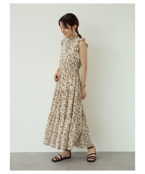 Green　Parks（グリーンパークス）の「・ELENCARE DUE フラワーptティアードワンピ（ワンピース/ドレス・アイボリー/ブラック/グリーン/ブルー・F）」の6枚目の写真