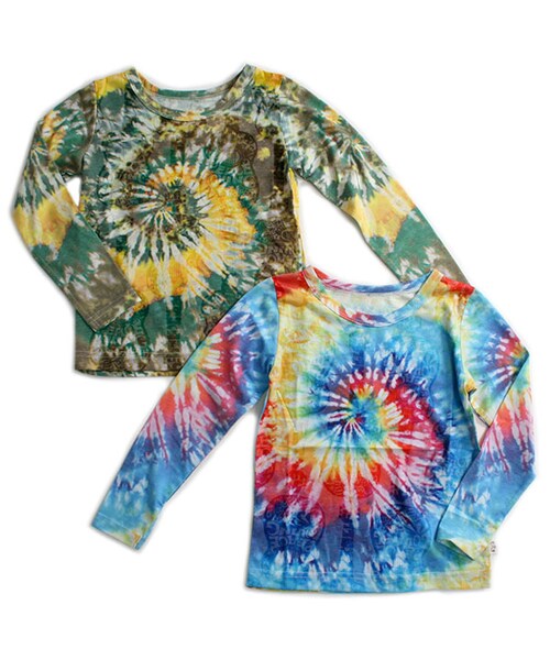 One deux boo(ワンドゥーブー)の「ロングスリーブTee(渦巻きタイダイ)(トップス・キッズ・グリーン/レッド・XS(80~90cm)/S(100~110cm)/M(120~130cm)/L(140~150cm))」の7枚目の写真