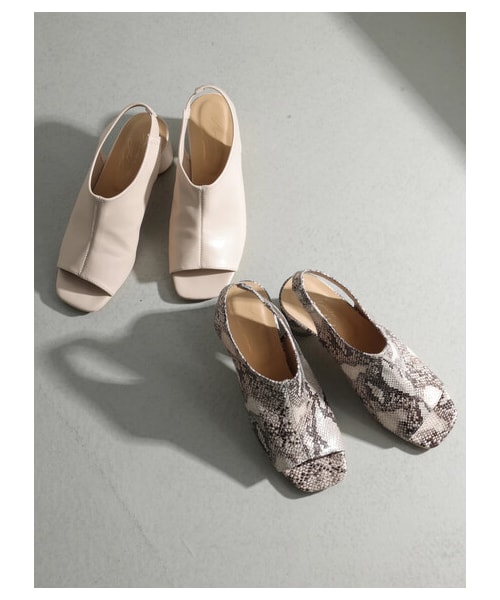 AMERICAN HOLIC(アメリカンホリック)の「ストレッチヒールサンダル(シューズ・アイボリー/キャメル/パイソン・S/M/L)」の4枚目の写真