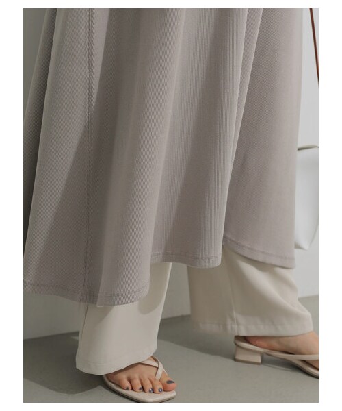 AMERICAN HOLIC（アメリカンホリック）の「テレコクルーネックカットワンピース（ワンピース/ドレス・チャコールグレー/グレーベージュ/ブラウン/イエロー・M/L）」の10枚目の写真