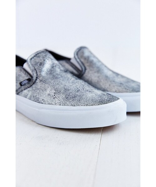 VANS（バンズ）の「Vans Metallic Silver Women‘s Slip-On Sneaker（スニーカー・レディース・SILVER・9/8/10）」の5枚目の写真