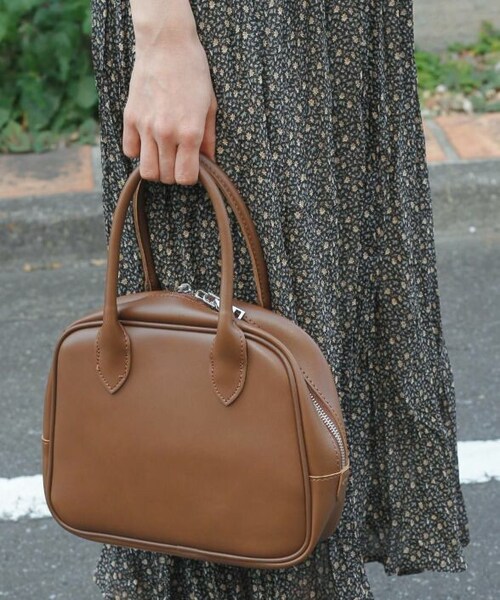 Crisp yours（クリスプユアーズ）の「2wayスクエアバッグ[c3k2836b]（ハンドバッグ・レディース・ベージュ/ブラック/ブラウン/アイボリー・FREE）」の4枚目の写真