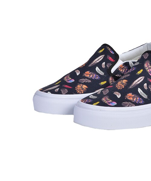 VANS（バンズ）の「VANS レディース フェザー柄スリッポン（シューズ・01/BLACK・5/6/7）」の2枚目の写真