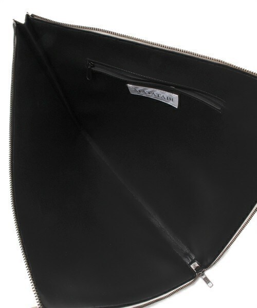 MATATABI（マタタビ）の「TALKING  ABOUT  THE  ABSTRACTION Ｎｅｗｓｐａｐｅ（クラッチバッグ・メンズ・ホワイト・FREE）」の5枚目の写真