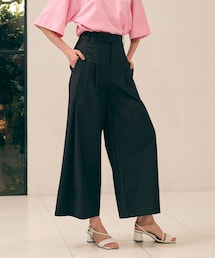 city（シティ）の「クラシックコットンタックフレアワイドパンツ（パンツ）」