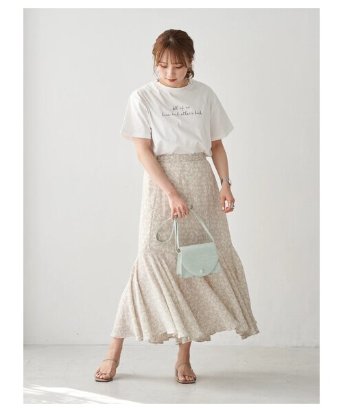 earth music&ecology（アースミュージックアンドエコロジー）の「Stay true to yourself BOX Tシャツ（トップス・オフホワイト/ブラック/サックスブルー・F）」の6枚目の写真