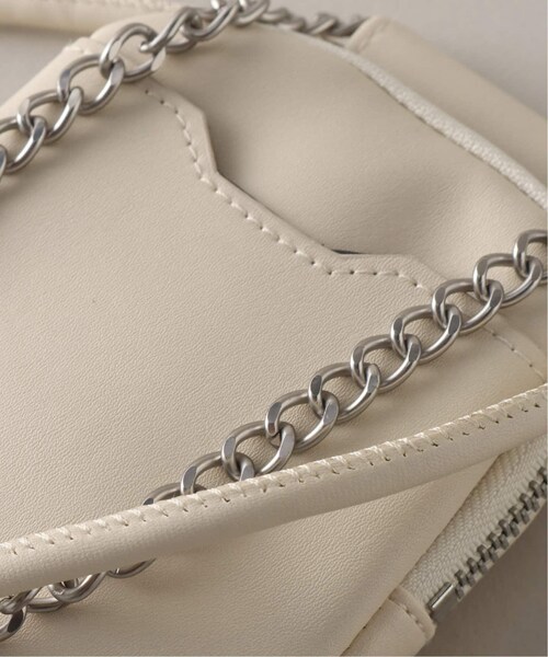 B.C STOCK（ベーセーストック）の「HAKU PU S/PHONE SHOULDER POUCH（バッグ・ブラック/(001)/フリー/在庫あり）」の17枚目の写真