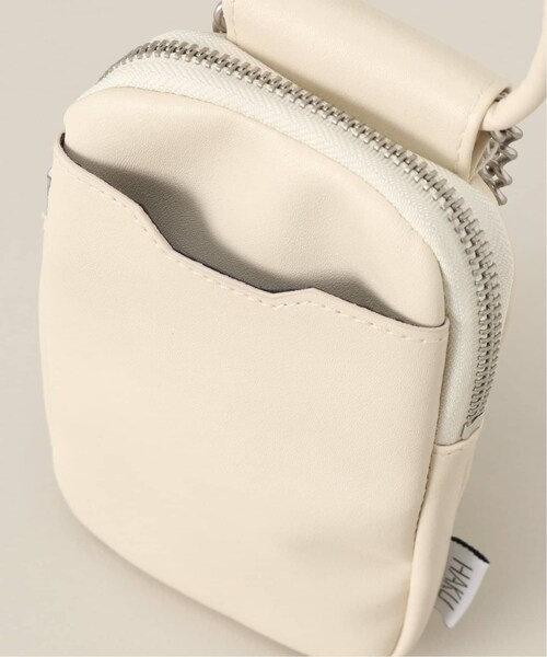 B.C STOCK（ベーセーストック）の「HAKU PU S/PHONE SHOULDER POUCH（バッグ・ブラック/(001)/フリー/在庫あり）」の10枚目の写真