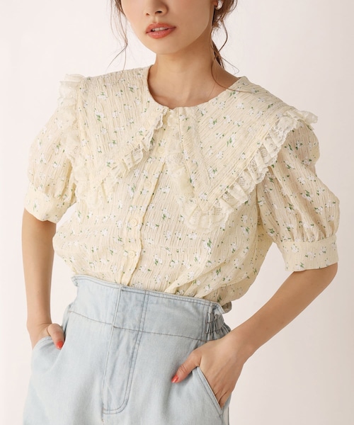 one after another NICE CLAUP（ワンアフターアナザーナイスクラップ）の「三角襟ブラウス（シャツ/ブラウス・レディース・オフホワイト/ホワイト系その他/イエロー系その他/ブラック・0）」の3枚目の写真