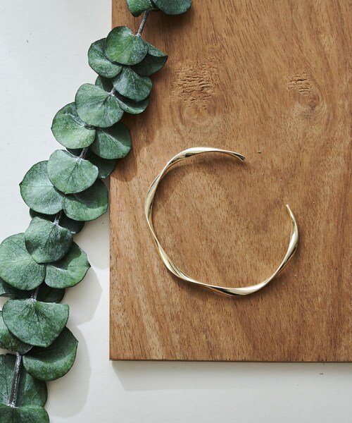 3coins（3coins）の「ネジリメタルブレス（ブレスレット・ゴールド/シルバー・0）」の2枚目の写真