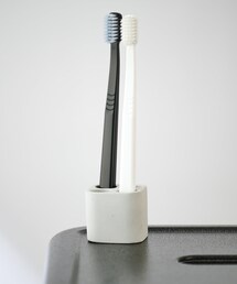 COLONY 2139（コロニートゥーワンスリーナイン）の「珪藻土ミニトゥースブラシスタンド/歯ブラシ立て[使用動画あり]（バス/トイレグッズ）」