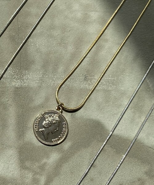 DouDou（ドゥドゥ）の「コインネックレス 小（ネックレス・レディース・ゴールド/シルバー・FREE）」の2枚目の写真