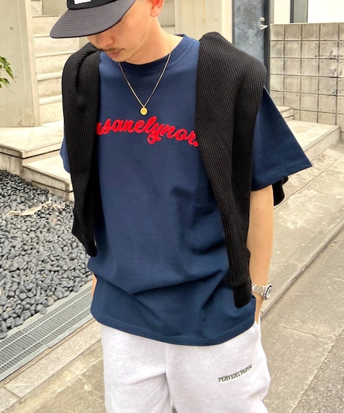 WHO'S WHO gallery(フーズフーギャラリー)の「【KOOKY'N/クーキー】チェーンステッチTEE(Tシャツ/カットソー・レディース・ホワイト/ライトグレー/ブルー/レッド/グリーン/ネイビー・F)」の3枚目の写真