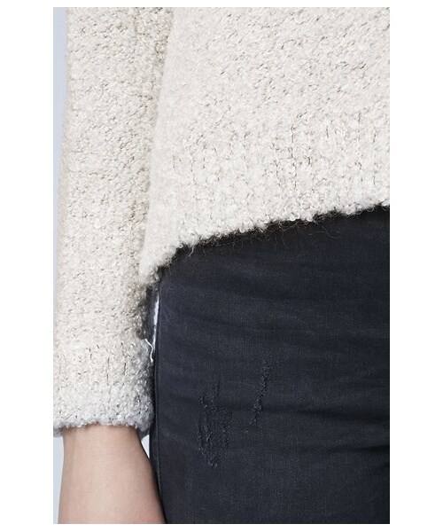 TOPSHOP（トップショップ）の「Topshop Bouclé Knit Sweater（ニット/セーター・レディース・White・Regular 10 (10-12 US)/Regular 6 (2-4 US)/Regular 4 (0-2 US)/Regular 2 (0 US)/Regular 12 (14 US)/Regular 8 (6-8 US)）」の3枚目の写真