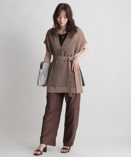 Andemiu（アンデミュウ）の「プリーツパンツ（パンツ・ブラック/オレンジ(WEB限定)/ブラウン/グリーン(WEB限定)/カーキ）」の17枚目の写真