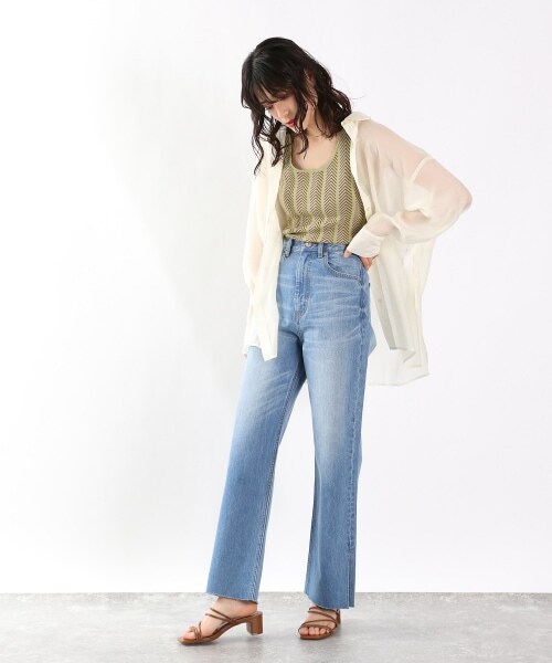 LOWRYS FARM（ローリーズファーム）の「ジャガードガラタンク（トップス・ベージュ/グリーン/ネイビー）」の4枚目の写真