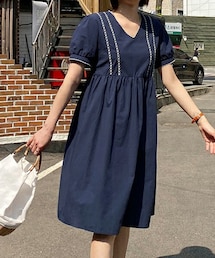 DHOLIC | 刺繍Vネックパフワンピース(ワンピース)