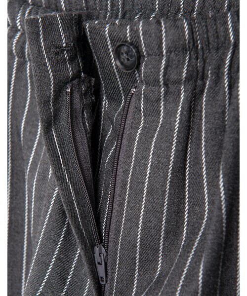 PAZZO（パッゾ）の「歐美LOOK 鬆緊單扣毛尼條紋老爺褲（パンツ・レディース・灰底白條/藍底白條・S/M/L）」の3枚目の写真
