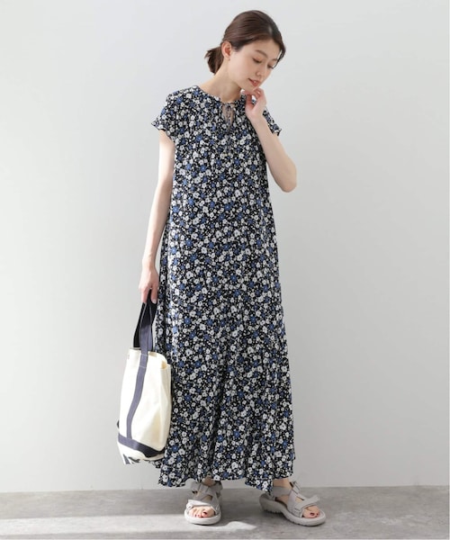 SLOBE IENA（スローブイエナ）の「Geometric Flower フレアワンピース