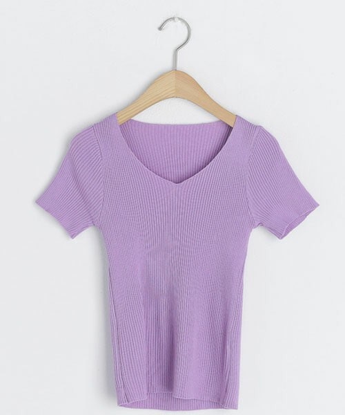 DHOLIC（ディーホリック）の「Vネックリブ半袖ニット（ニット/セーター・レディース・ベージュ/ブラック/グリーン/パープル/その他・ONESIZE）」の4枚目の写真