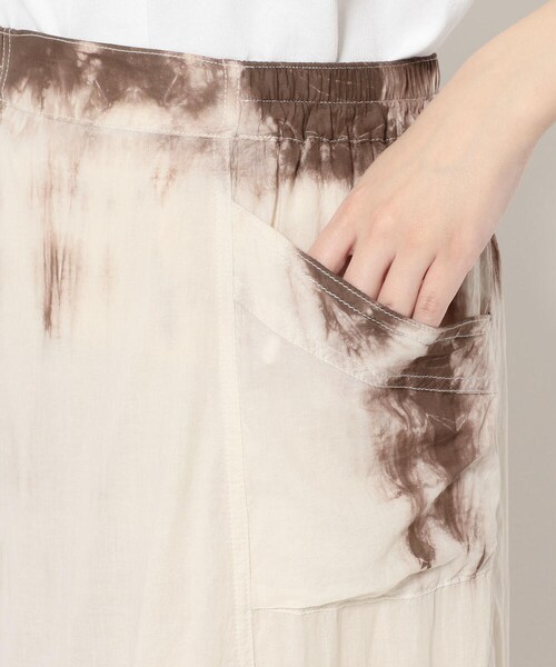 AVIREX（アヴィレックス）の「タイダイ イレギュラースカート/TIE-DYED IRREGULAR SKIRT（スカート・OFF/WHITE/BLACK・S, M）」の6枚目の写真