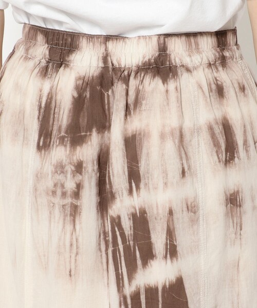 AVIREX（アヴィレックス）の「タイダイ イレギュラースカート/TIE-DYED IRREGULAR SKIRT（スカート・OFF/WHITE/BLACK・S, M）」の5枚目の写真