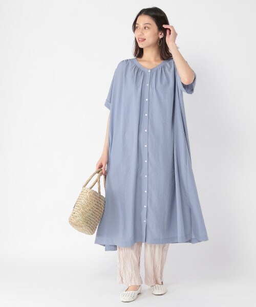 studio CLIP（スタディオクリップ）の「2WAY機能素材ワンピース（ワンピース/ドレス・オフホワイト/グリーン/ライトブルー/ネイビー）」の3枚目の写真