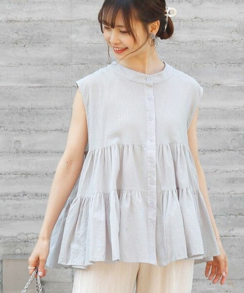 Crisp yours（クリスプユアーズ）の「フレンチボリュームティアードブラウス[c1k2824]（シャツ/ブラウス・レディース・ブラック/アイボリー/ライトグレー/ミント・FREE）」の3枚目の写真