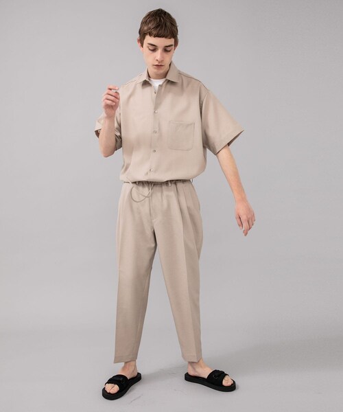 markaware（マーカウェア）の「STUDIOUS別注 TAPERED FIT EASY TROUSERS（その他・メンズ・GREY/BEIGE/BLUE・1/2）」の18枚目の写真