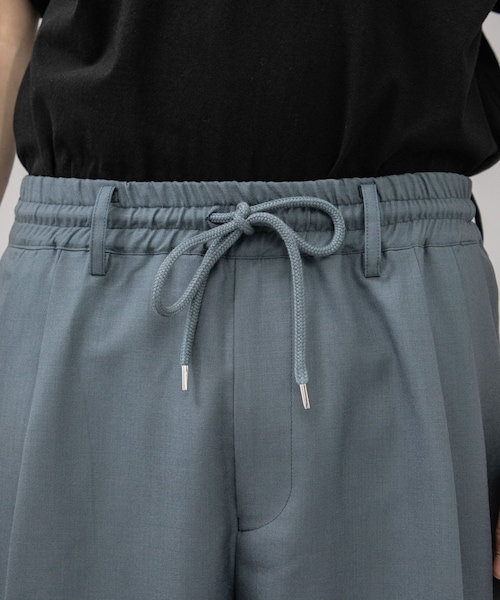 markaware（マーカウェア）の「STUDIOUS別注 TAPERED FIT EASY TROUSERS（その他・メンズ・GREY/BEIGE/BLUE・1/2）」の6枚目の写真