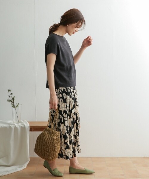 URBAN RESEARCH DOORS（アーバンリサーチドアーズ）の「棉麻船型領套衫（トップス・レディース・燕麥色/黃卡其綠/炭灰色・one）」の21枚目の写真