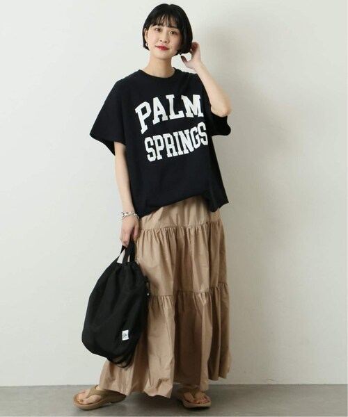 JOURNAL STANDARD（ジャーナルスタンダード）の「《追加予約》ラウンドヘムロゴTシャツ◆3（その他・ホワイト/フリー）」の2枚目の写真