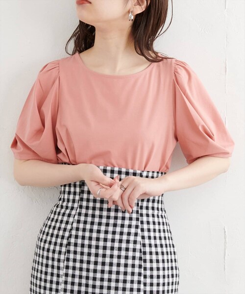 natural couture(ナチュラルクチュール)の「タックスリーブTシャツ(Tシャツ/カットソー・レディース・オフホワイト/カーキ/ミント/ピンク/ブラック・FREE)」の2枚目の写真