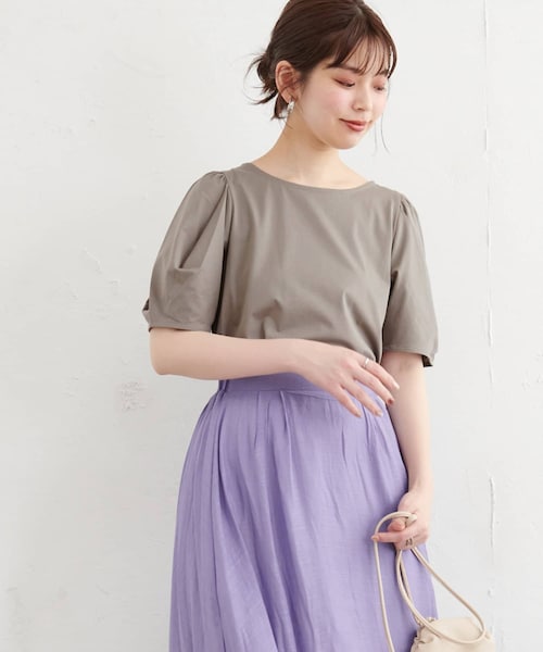 natural couture(ナチュラルクチュール)の「タックスリーブTシャツ(Tシャツ/カットソー・レディース・オフホワイト/カーキ/ミント/ピンク/ブラック・FREE)」の1枚目の写真