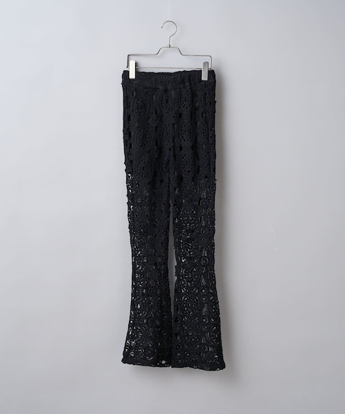 CIAOPANIC(チャオパニック)の「【SCENE/シーン】クロシェレースニットイージーパンツ/WEB限定(その他パンツ・レディース・アイボリー/ブラック・F)」の1枚目の写真