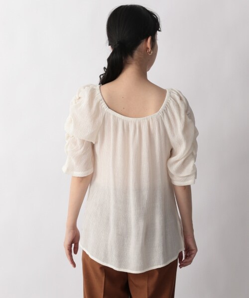 LOWRYS FARM（ローリーズファーム）の「プリーツスクエアブラウス５Ｓ（トップス・オフホワイト/ブラック/イエロー）」の6枚目の写真