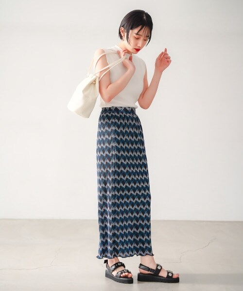 PAGEBOY（ページボーイ）の「モードジオメトリックスカート（スカート・モーブ/ターコイズ）」の5枚目の写真